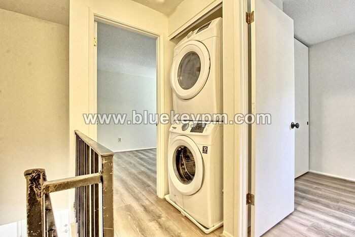 1350 Parrish St - Photo 7 of 11