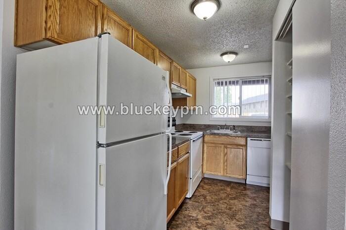 4117 Ne St Johns Rd #5 - Photo 4 of 8