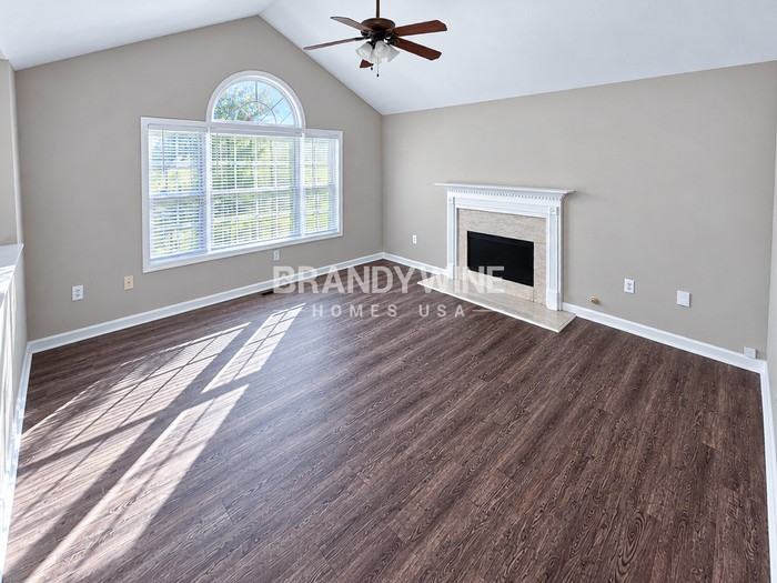6319 New Gate Dr - Photo 4 of 21