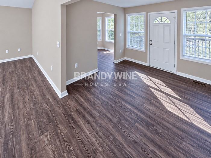 6319 New Gate Dr - Photo 5 of 21