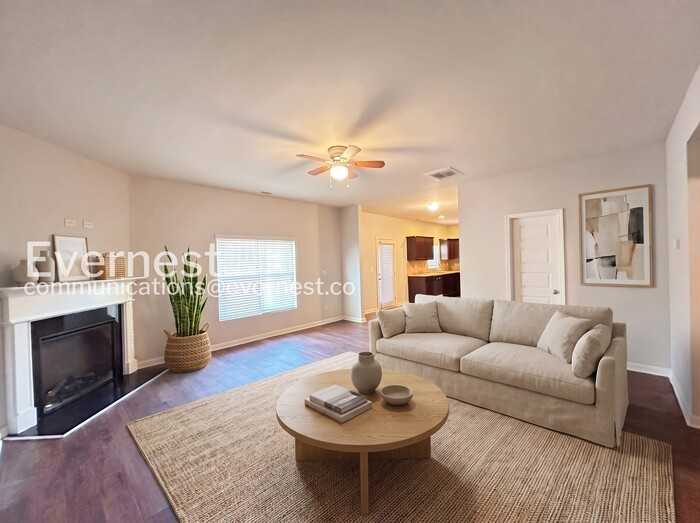 1214 Vienna Ct - Photo 3 of 27