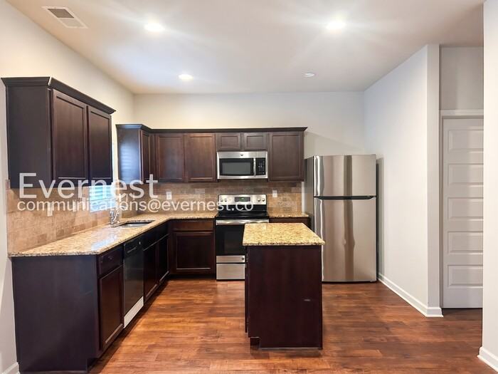 1214 Vienna Ct - Photo 7 of 27