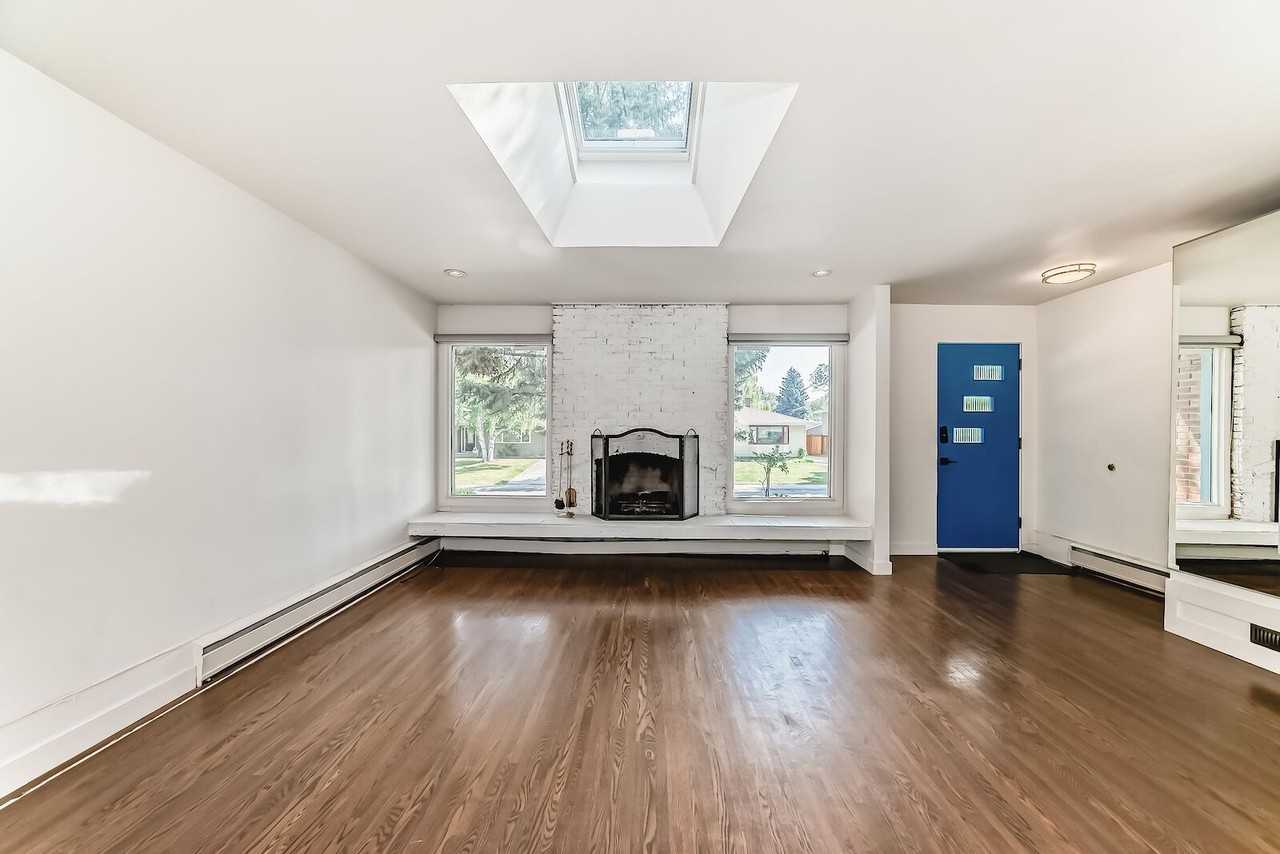 36 Hooke Rd Sw - Photo 2 of 50