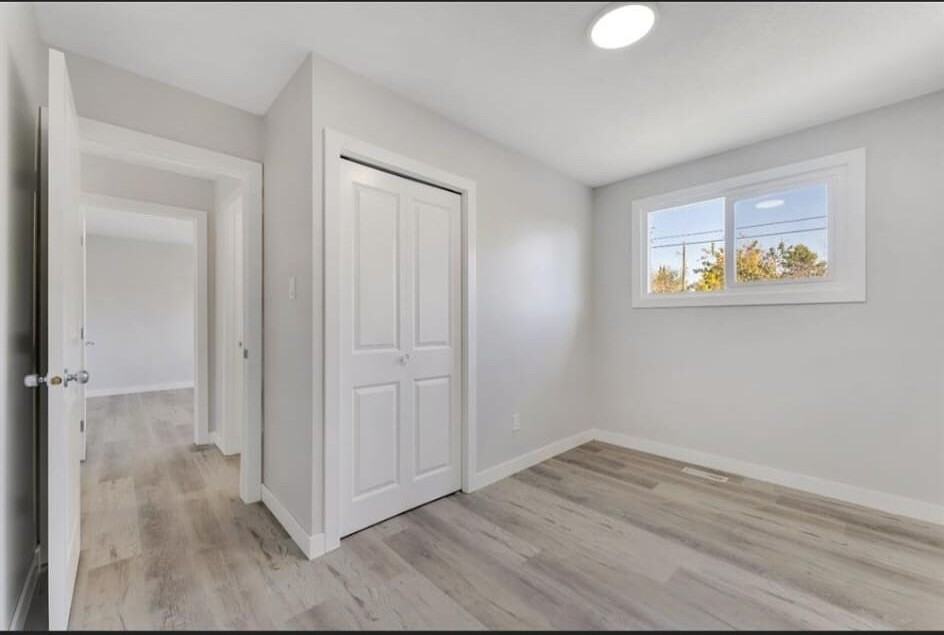 99 Dovercliffe Way Se - Photo 2 of 17