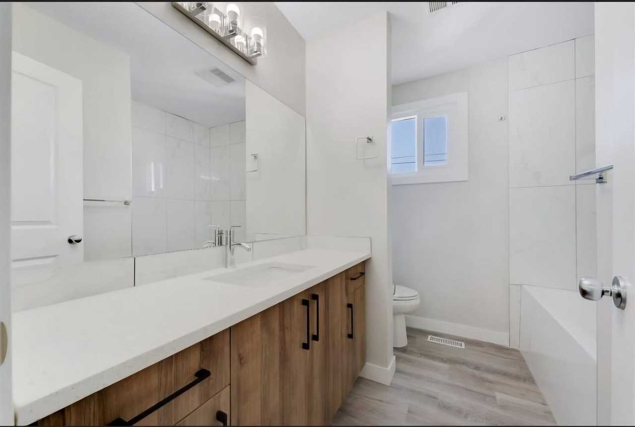 99 Dovercliffe Way Se - Photo 5 of 17