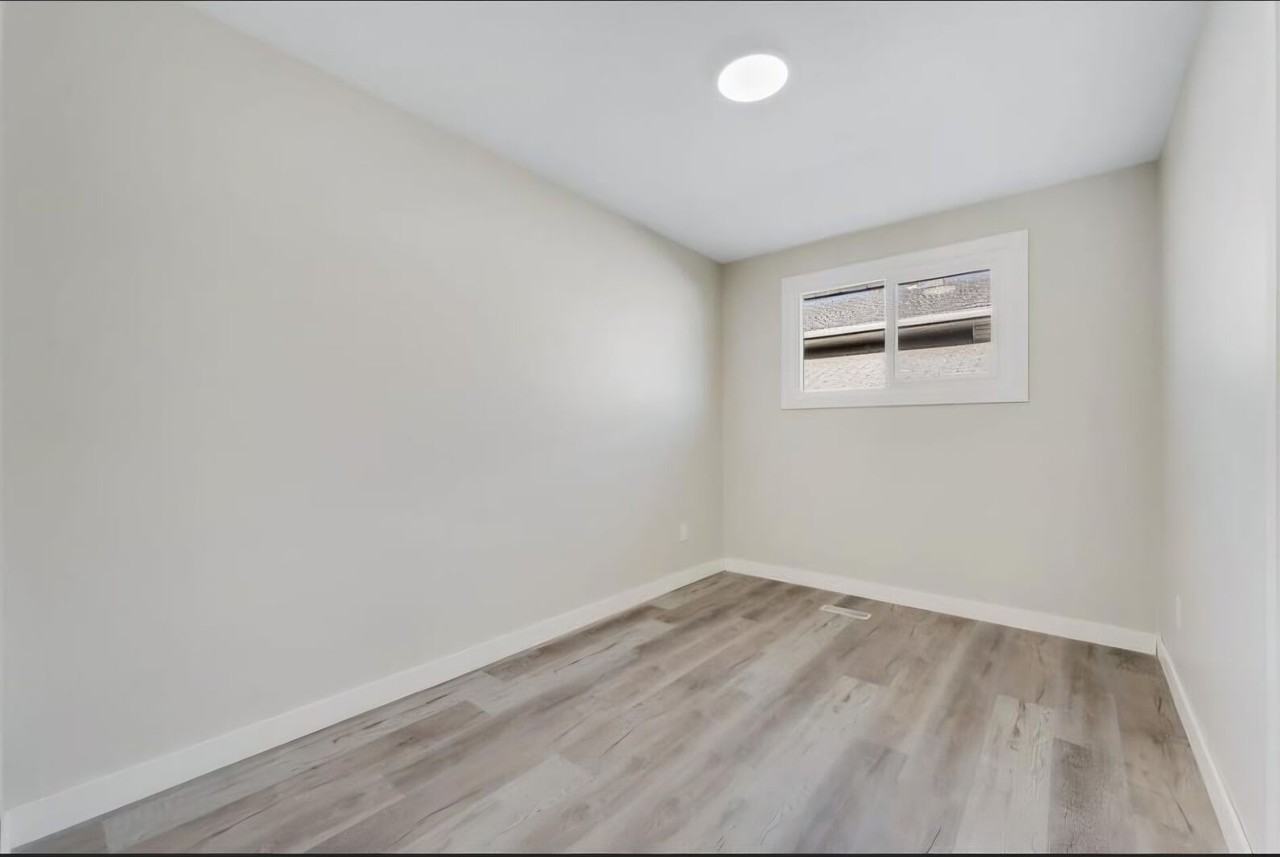 99 Dovercliffe Way Se - Photo 7 of 17