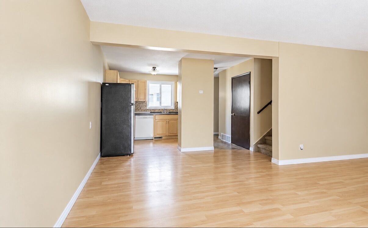 18130 81 Ave Nw - Photo 4 of 9