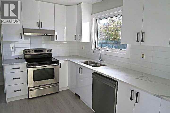 2015 19 Ave - Photo 4 of 23