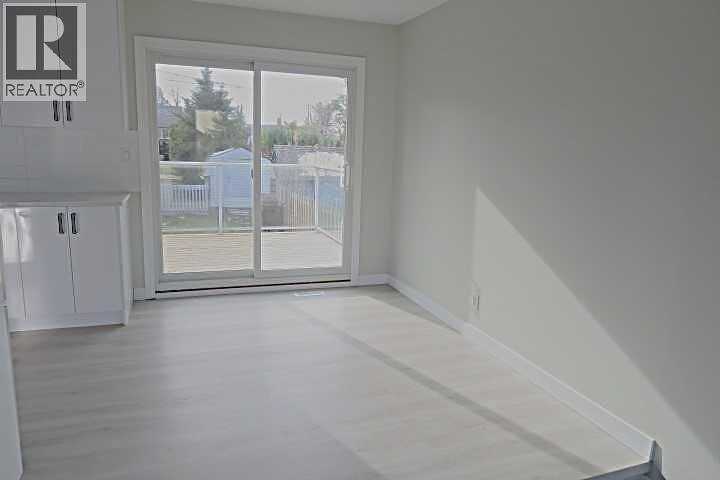 2015 19 Ave - Photo 7 of 23