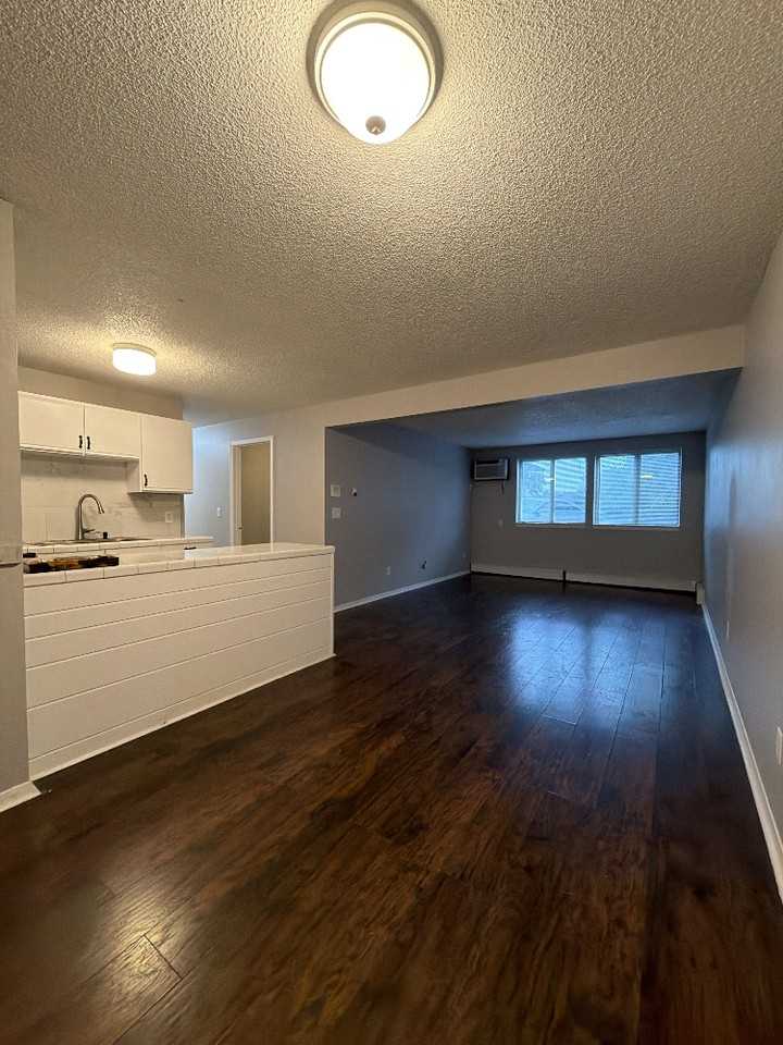 1120 9th Ave S #101 - Photo 3 of 13
