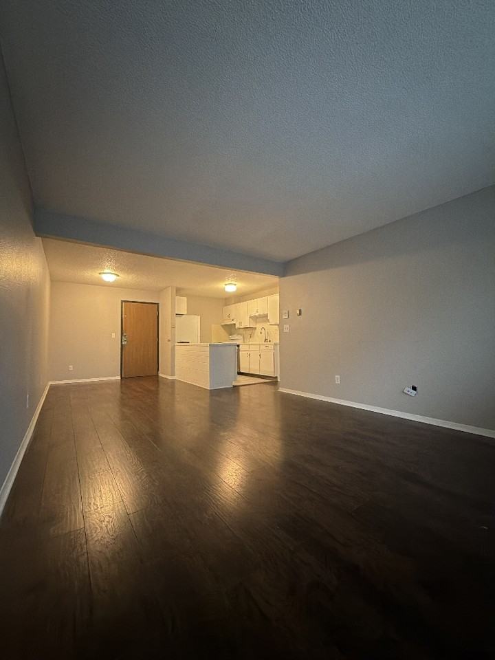1120 9th Ave S #101 - Photo 4 of 13