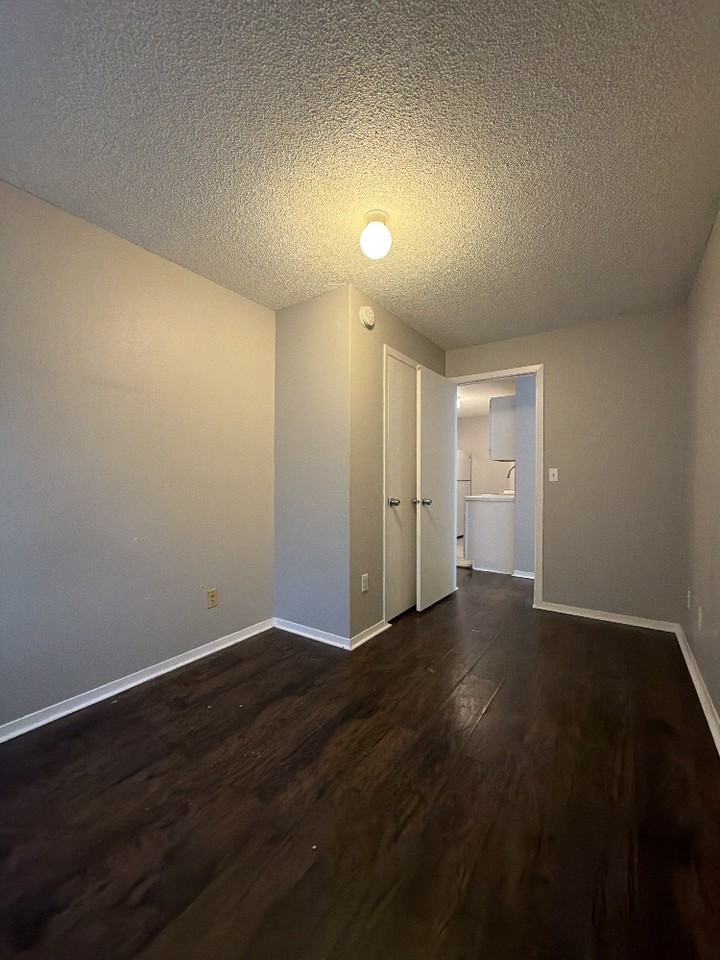 1120 9th Ave S #101 - Photo 5 of 13