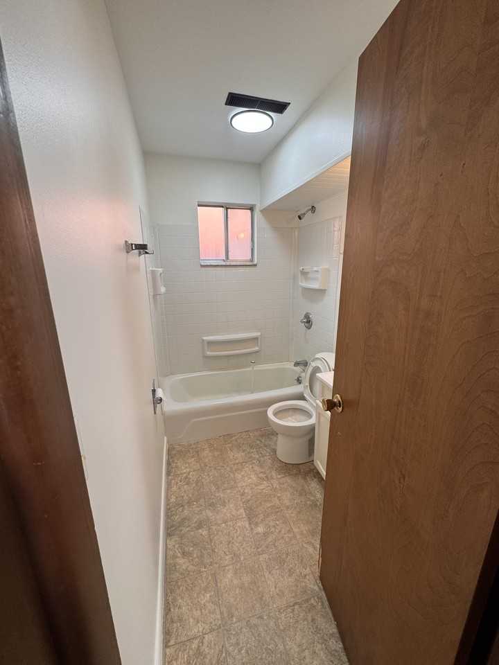 253 E Christine Dr #3 - Photo 4 of 6
