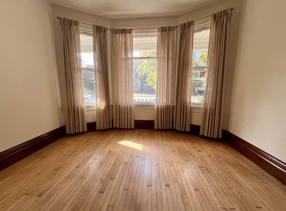2804 S Logan Ave #2804 - Photo 6 of 11