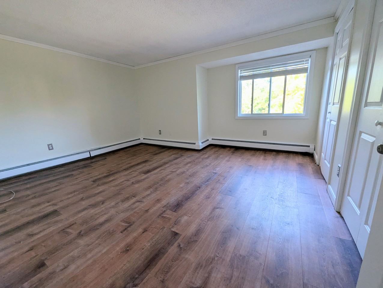 5 Birchwood Pt #301 - Photo 3 of 17