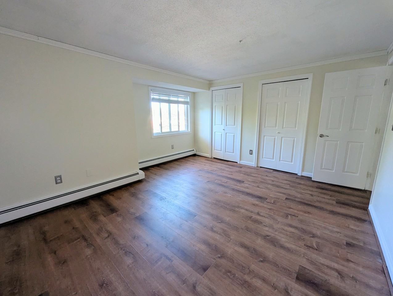 5 Birchwood Pt #301 - Photo 4 of 17