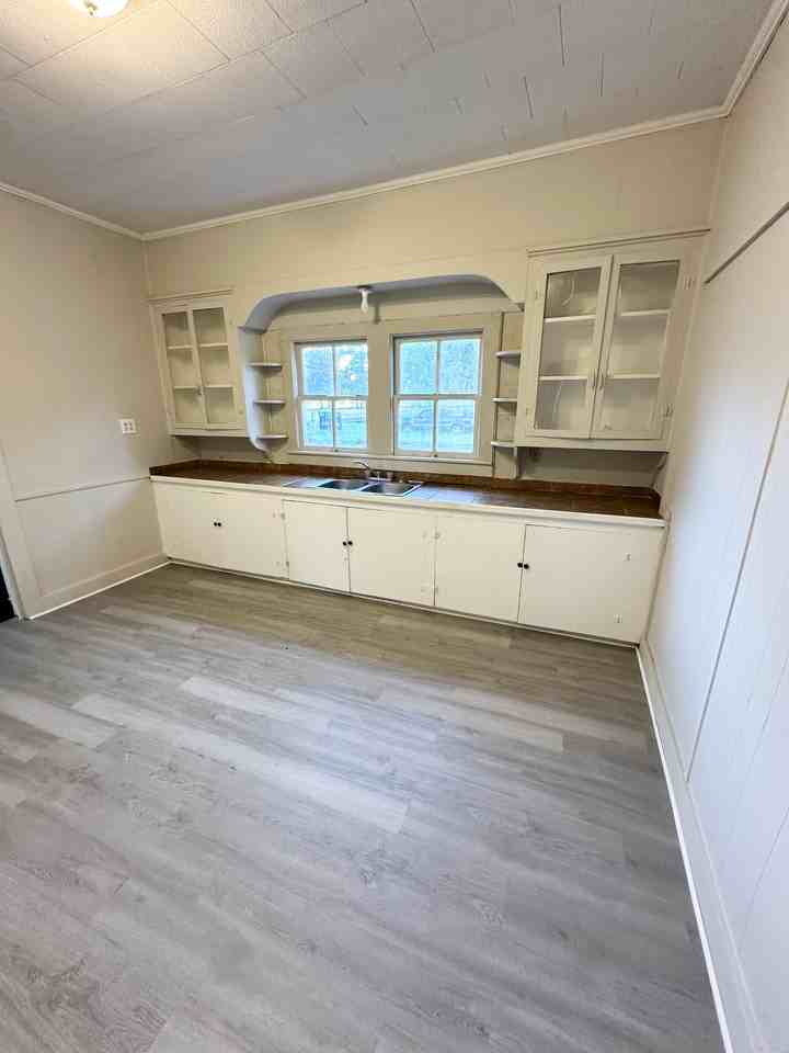 202 Carmel Dr #NA - Photo 7 of 7