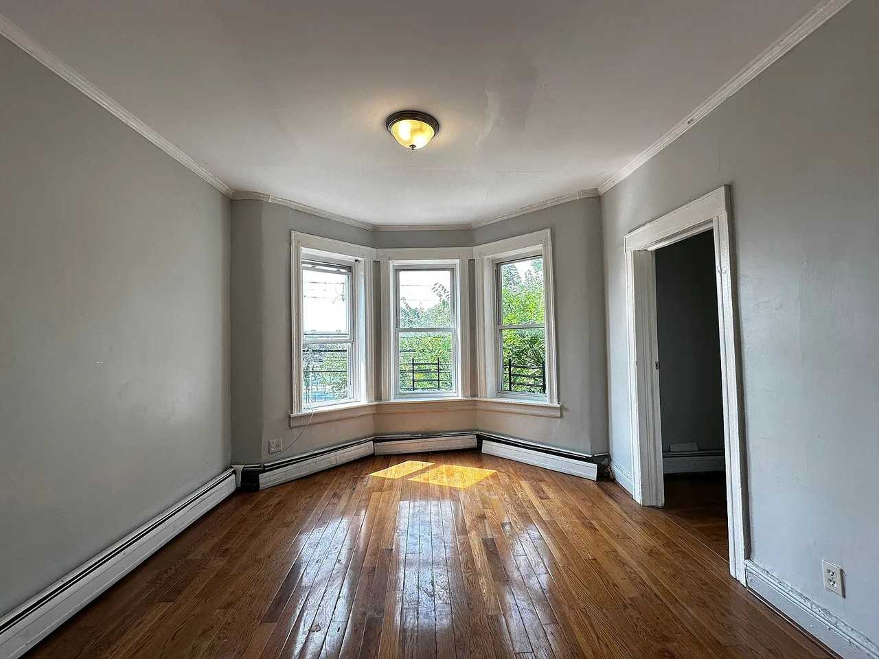 126 Bergen Ave #2 - Photo 3 of 11
