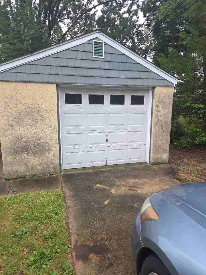 1005 Swarthmore Ave #NA - Photo 3 of 12