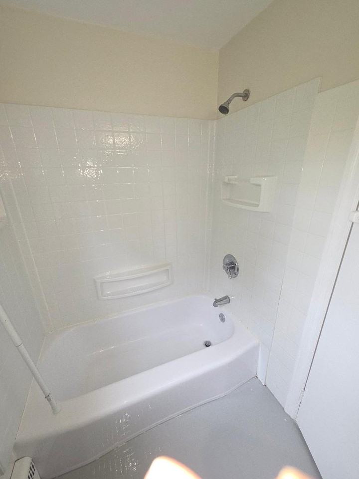 1005 Swarthmore Ave #NA - Photo 7 of 12