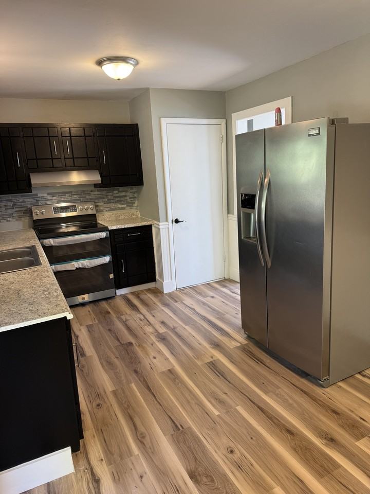 3908 W Freedom Cir #NA - Photo 2 of 14