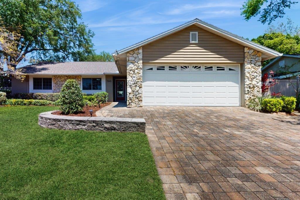 7845 Clubhouse Estates Dr #NA - Photo 3 of 31