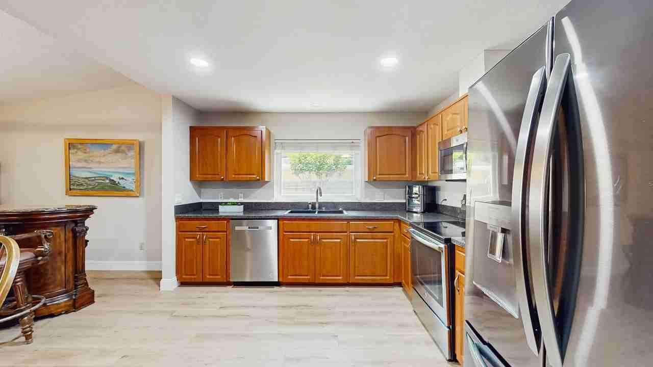 7845 Clubhouse Estates Dr #NA - Photo 7 of 31