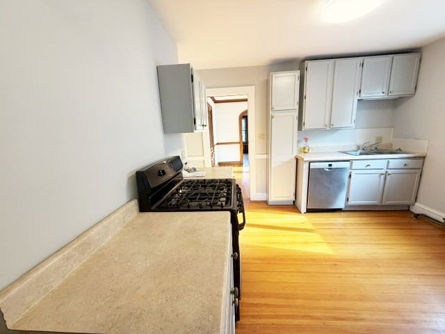 32 Sanborn Ave #2 - Photo 4 of 25