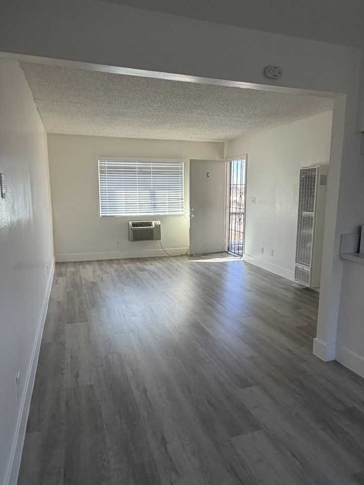 123 N 13th Ave #1297C - Photo 2 of 5