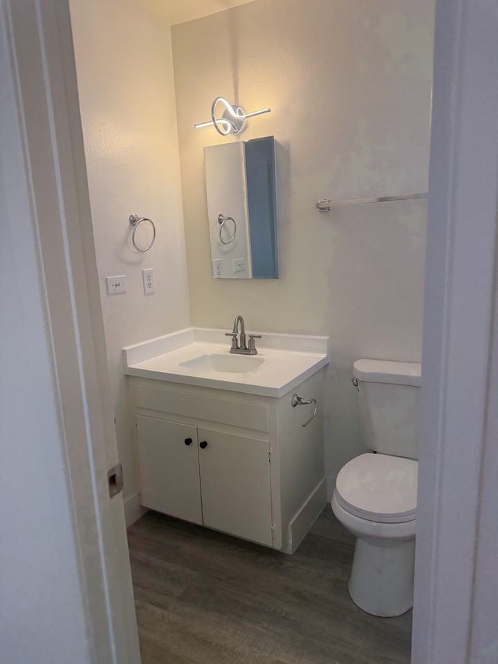 123 N 13th Ave #1297C - Photo 4 of 5