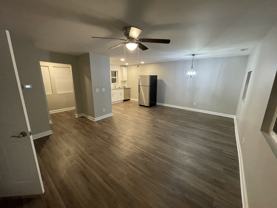 3901 Denwood Dr #B - Photo 1 of 1