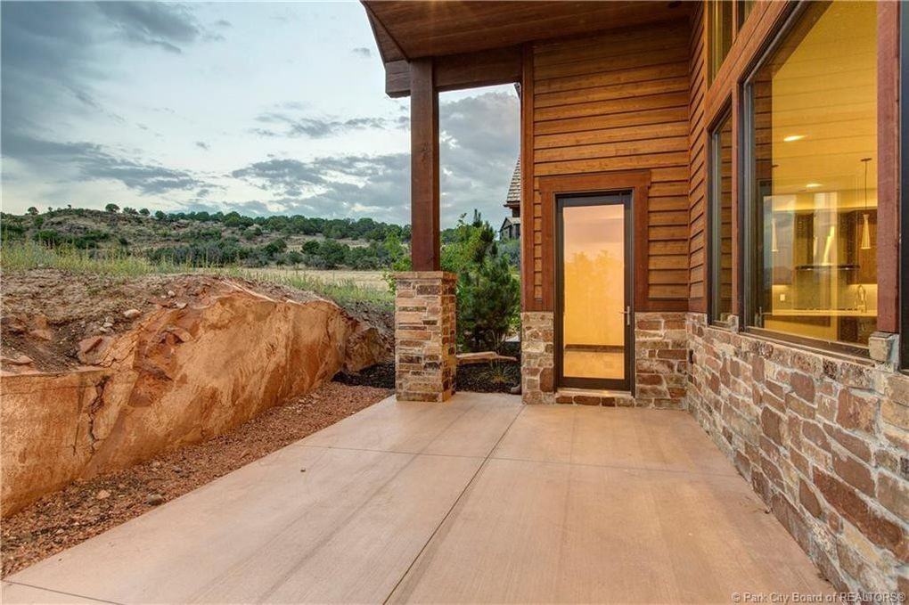 1629 E Abajo Peak Cir #1629 - Photo 6 of 27