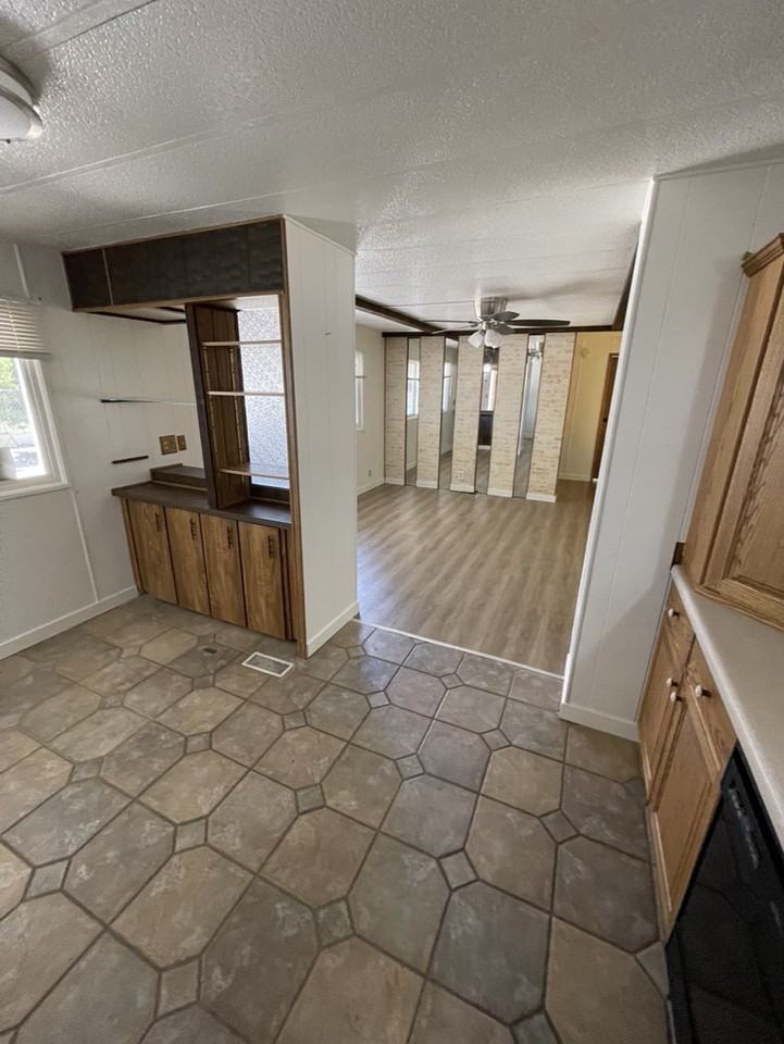 2073 W 1425 N #NA - Photo 5 of 27