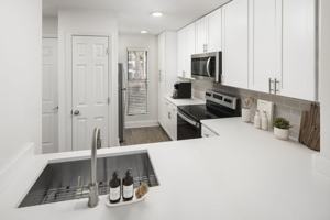 featured image of 8738 Fairview Rd