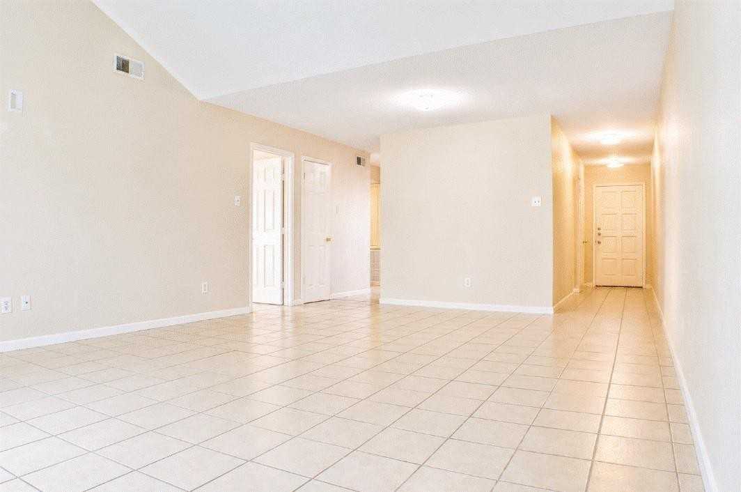 19307 Lazy Valley Dr #1 - Photo 3 of 16
