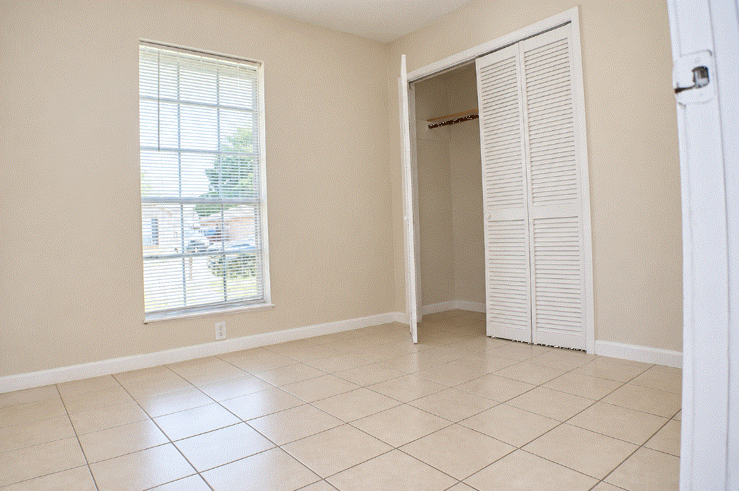 19307 Lazy Valley Dr #1 - Photo 6 of 16