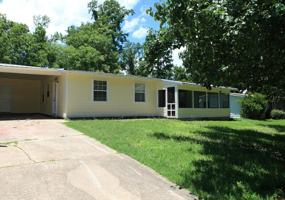 featured image of 904 Kings Rd #1