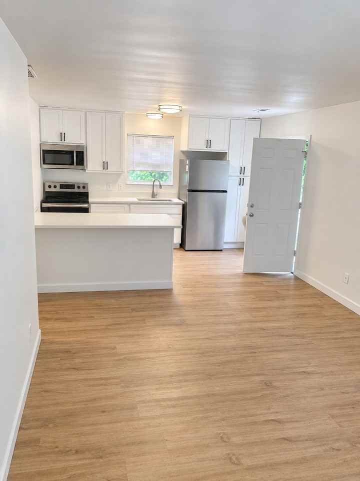 1620 Gallaher Ave #2 - Photo 3 of 9