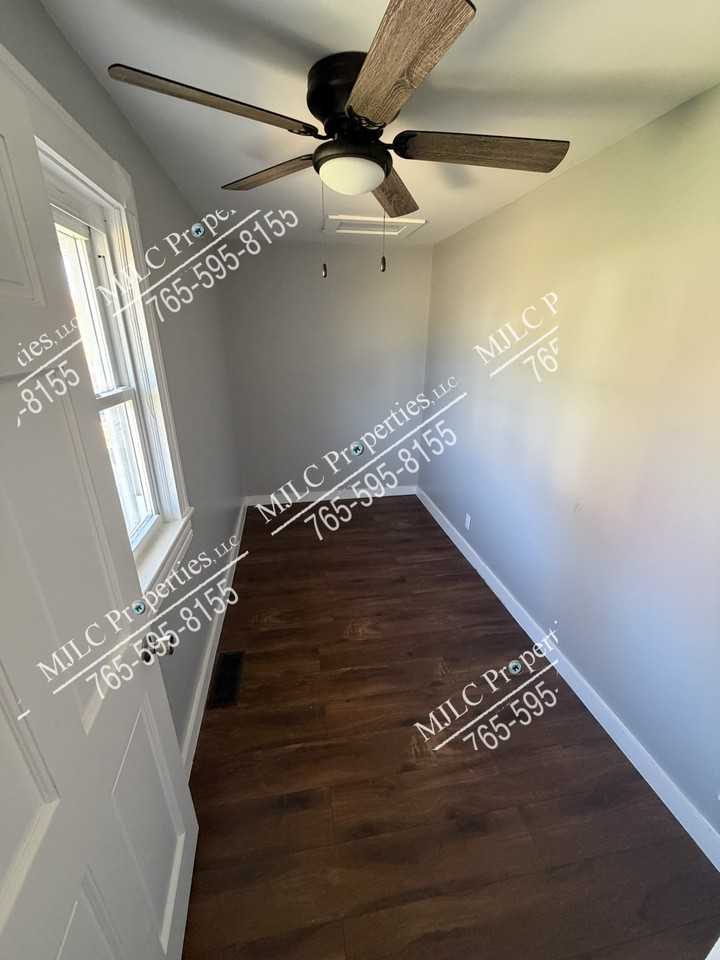 700 S Monroe St #1 - Photo 4 of 12