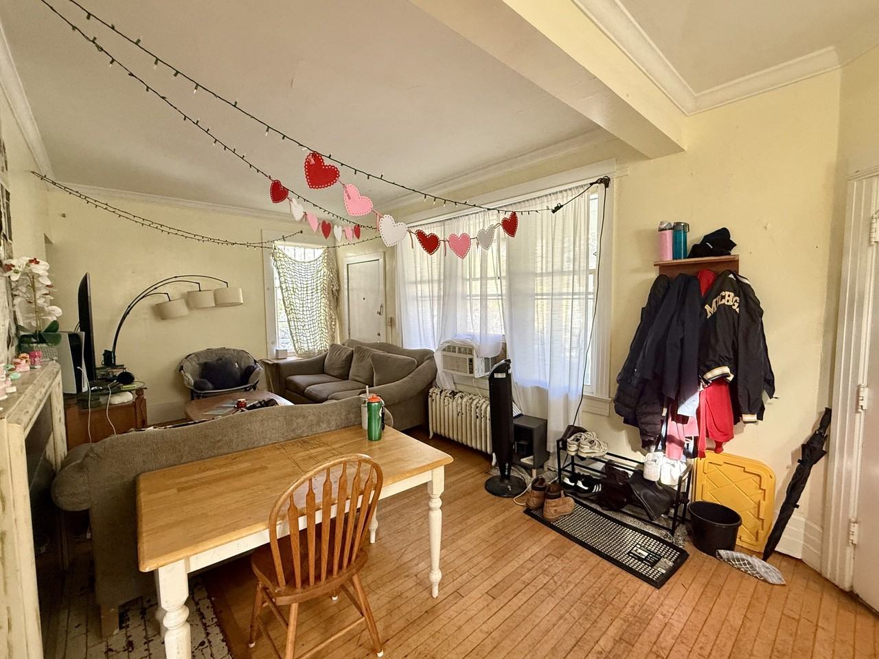 714 Lawrence St #1 - Photo 5 of 20