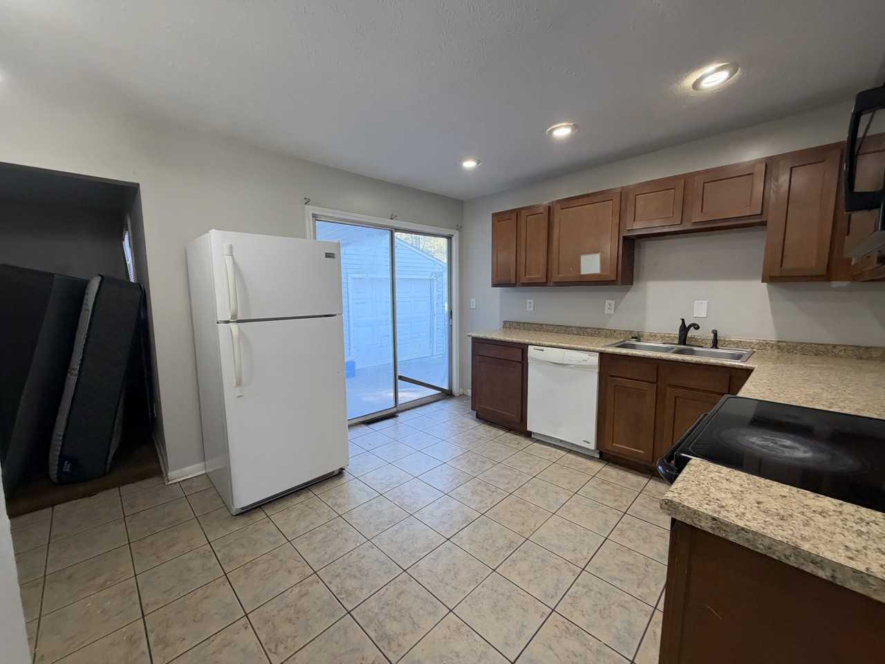 3204 Keays Ave #1 - Photo 7 of 32