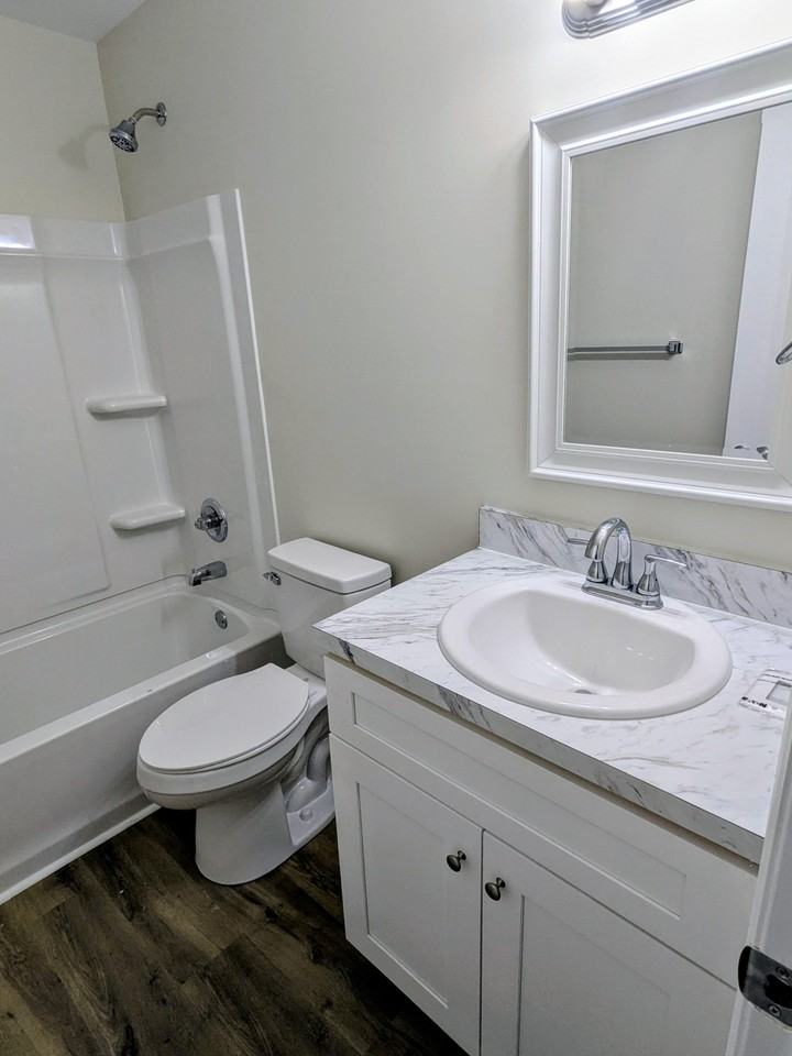 1310 Searcy St #1 - Photo 6 of 7
