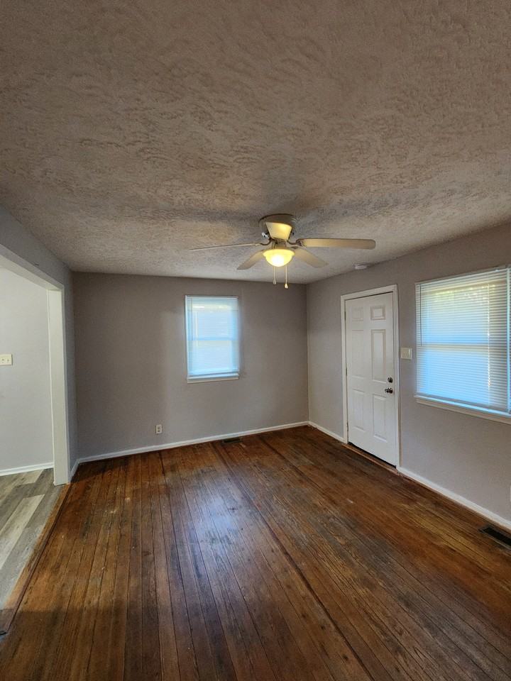 632-B Eva Cir #1 - Photo 2 of 9