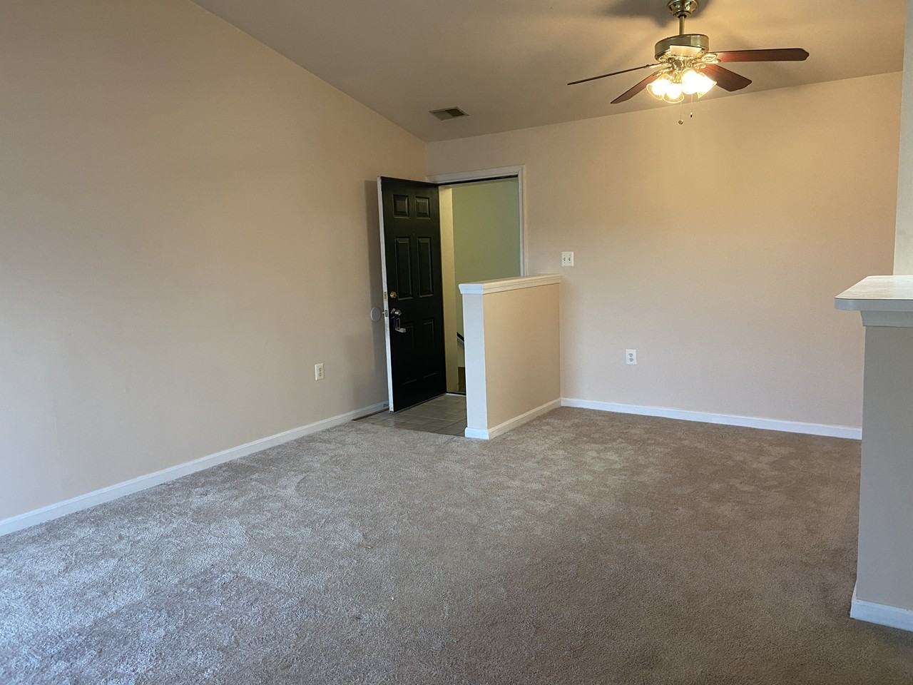 653 Constellation Sq Se #1 - Photo 6 of 11
