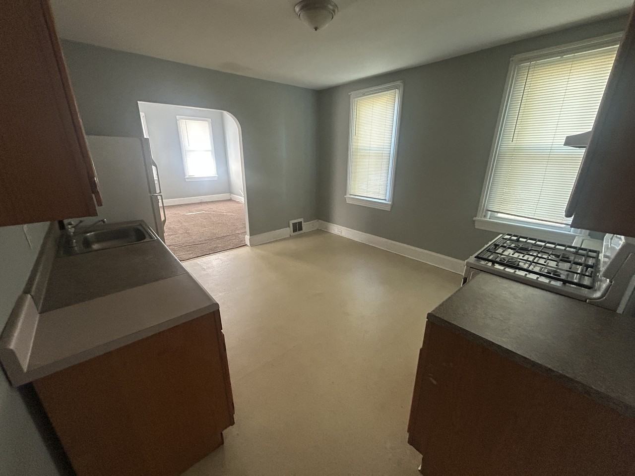 143 Lafayette St #A - Photo 3 of 10