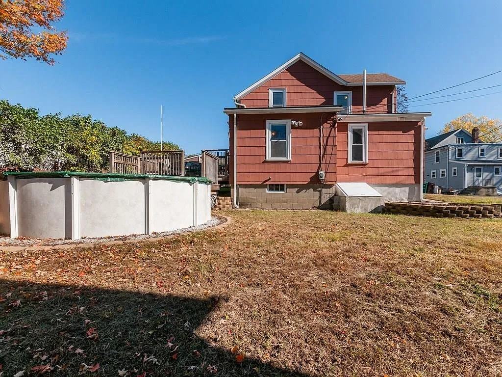 860 Harris Ave #1 - Photo 2 of 16