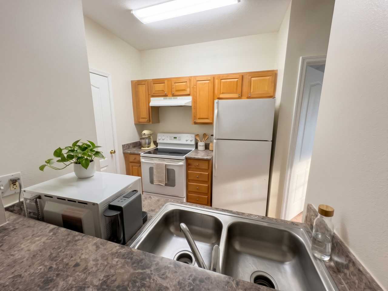 10519 Villa View Cir #1 - Photo 3 of 31