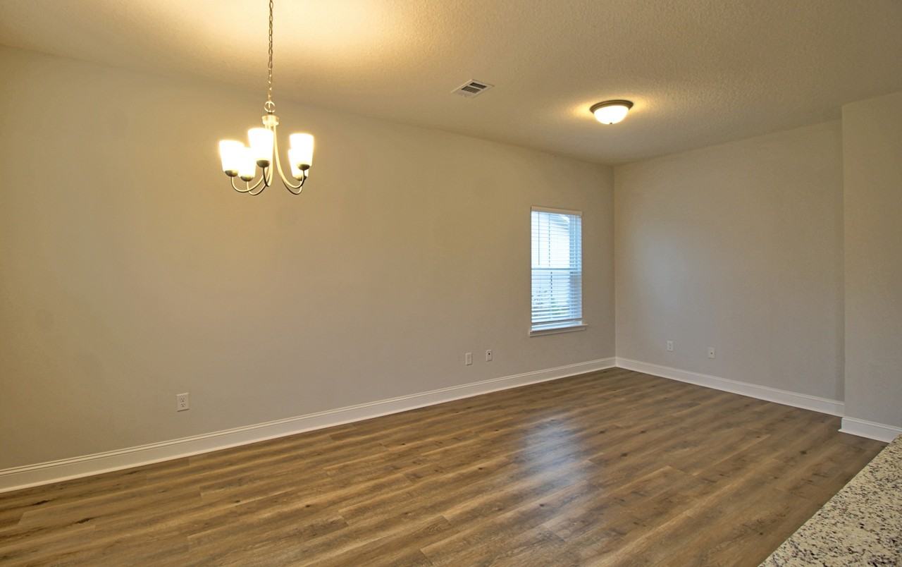 114 Centennial Ct #1 - Photo 4 of 23