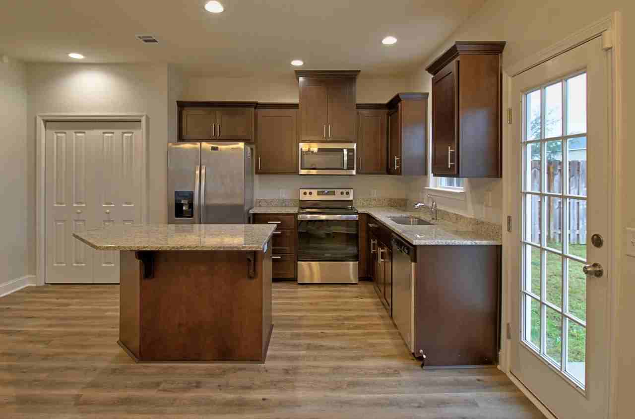 114 Centennial Ct #1 - Photo 5 of 23
