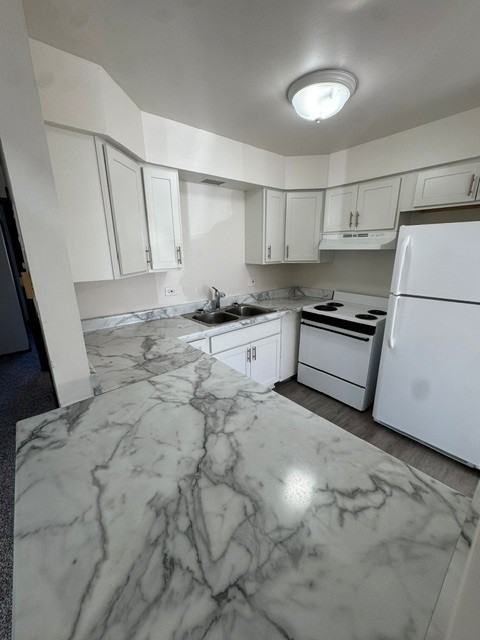 4337 Centennial Ct #37-01 - Photo 2 of 13